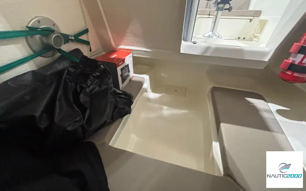 slider 13 Quicksilver Activ 675 Open