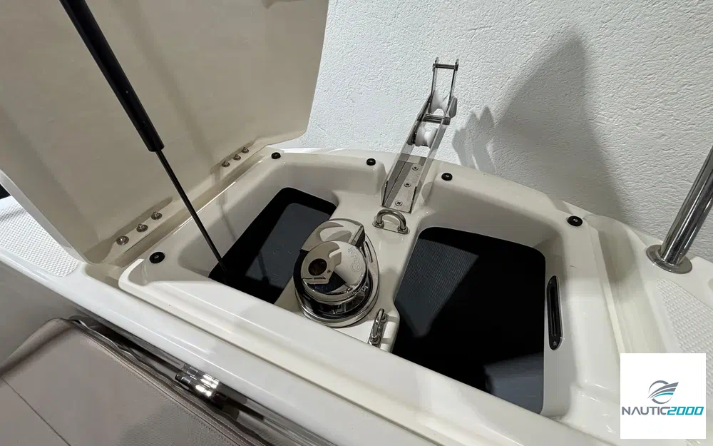 slider 22 Quicksilver Activ 675 Open