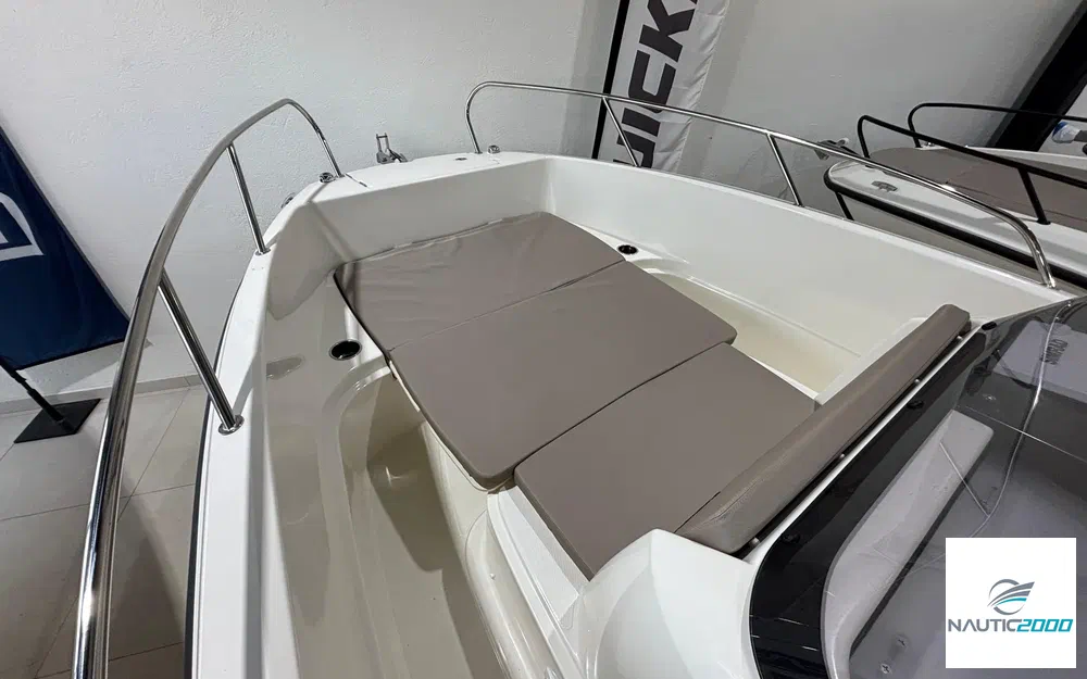 slider 17 Quicksilver Activ 675 Open