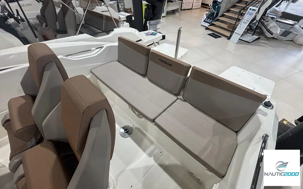 slider 6 Quicksilver Activ 675 Open