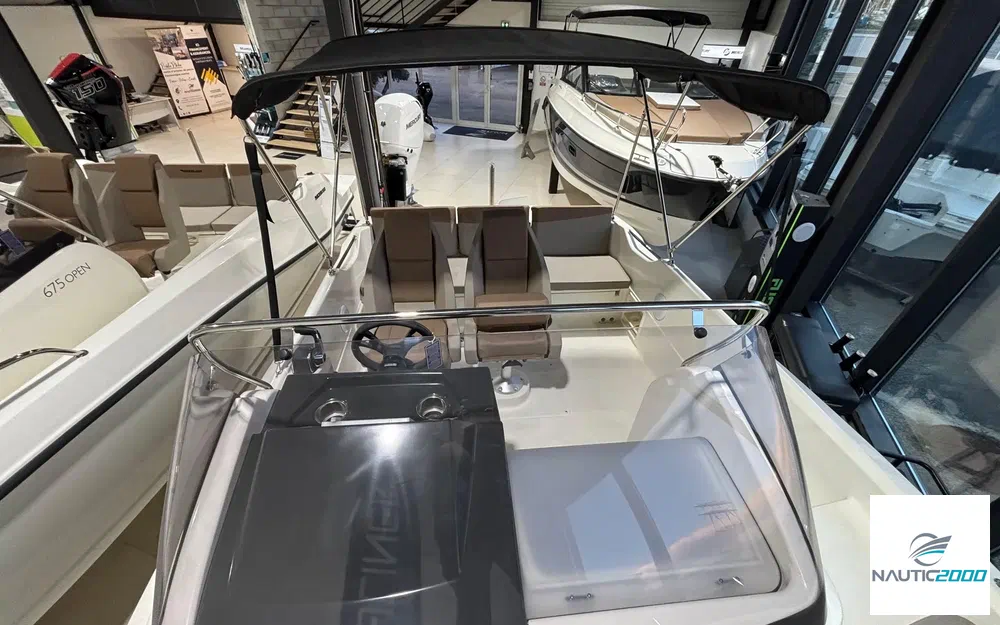 slider 14 Quicksilver Activ 675 Sundeck