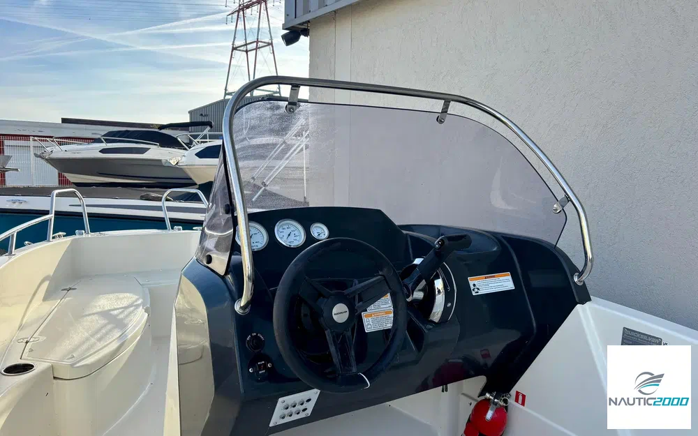 slider 7 Quicksilver Activ 455 Open