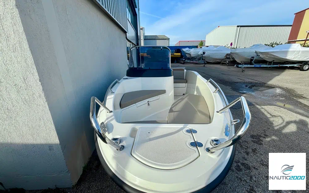 slider 6 Quicksilver Activ 455 Open