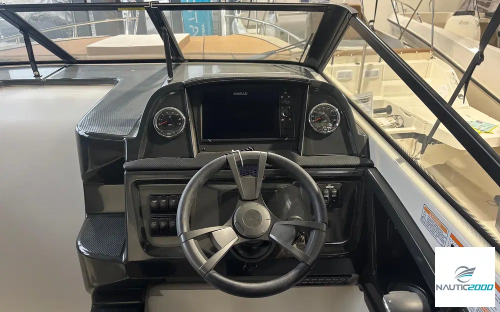 slider 14 Quicksilver Activ 755 Cruiser