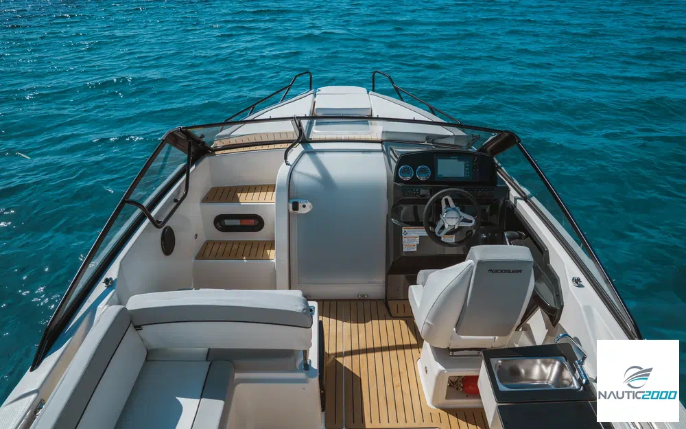 slider 8 Quicksilver Activ 675 Cruiser