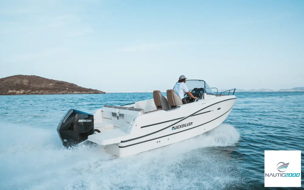 slider 1 Quicksilver Activ 755 Sundeck