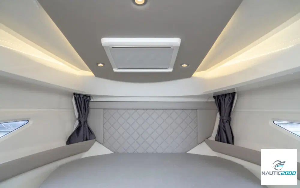 slider 8 Quicksilver Activ 905 Weekend