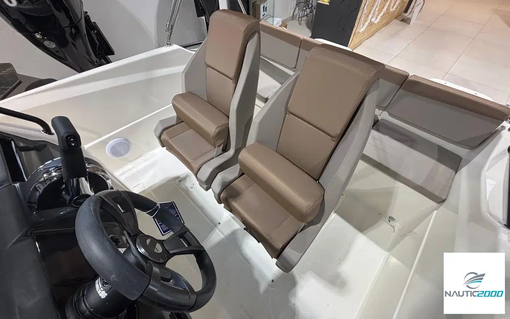 slider 6 Quicksilver Activ 555 Open