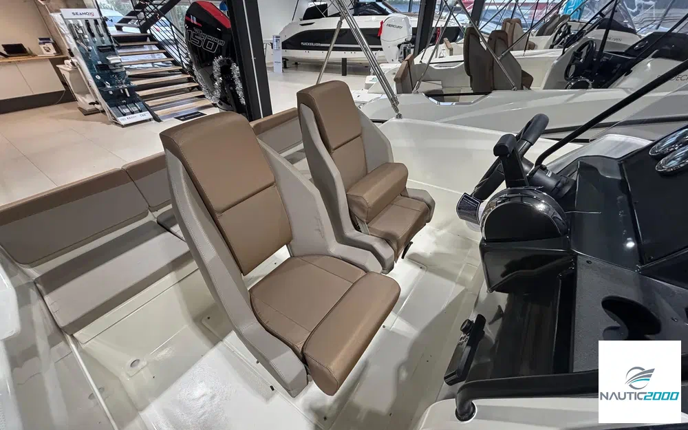 slider 7 Quicksilver Activ 555 Open