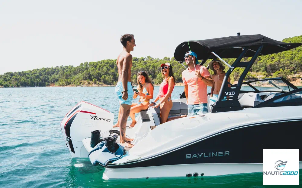 slider 6 Bayliner V20