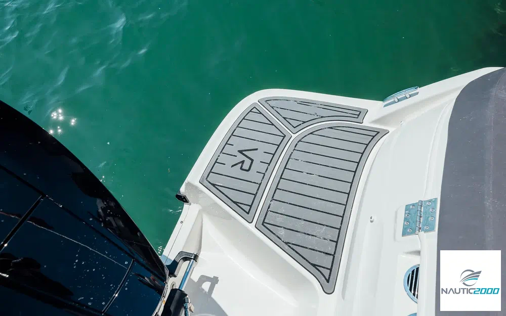 slider 8 Bayliner VR6 BOWRIDER OB