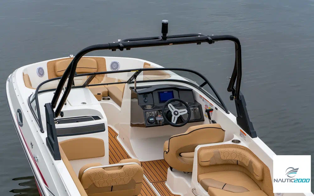 slider 4 Bayliner VR6 BOWRIDER OB