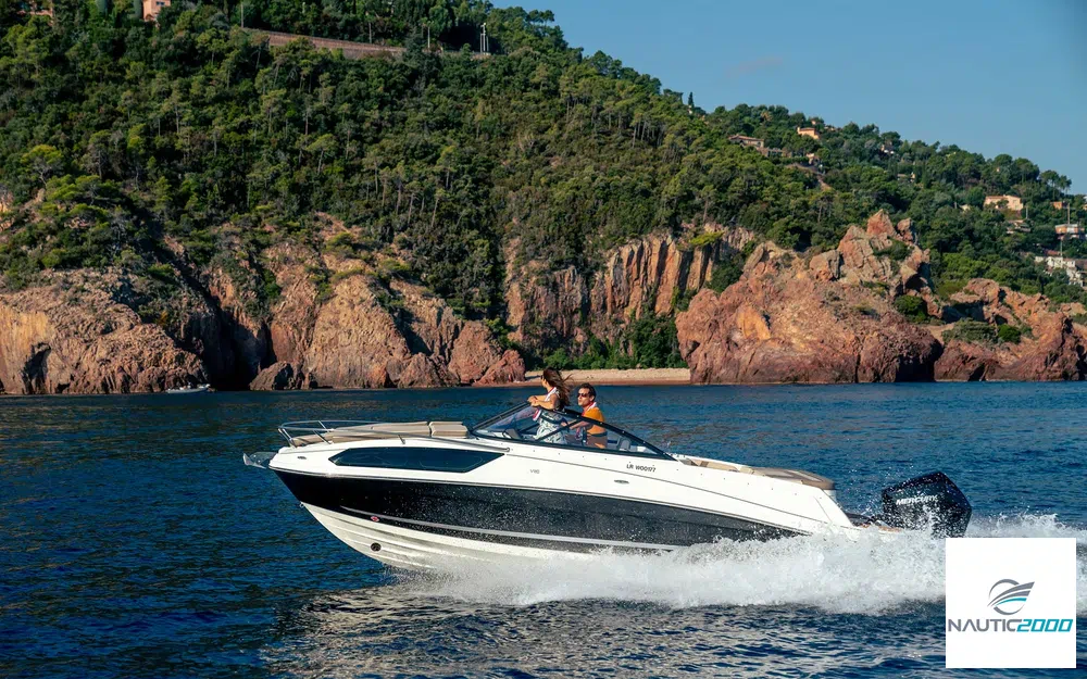 slider 1 Bayliner VR6 Cuddy