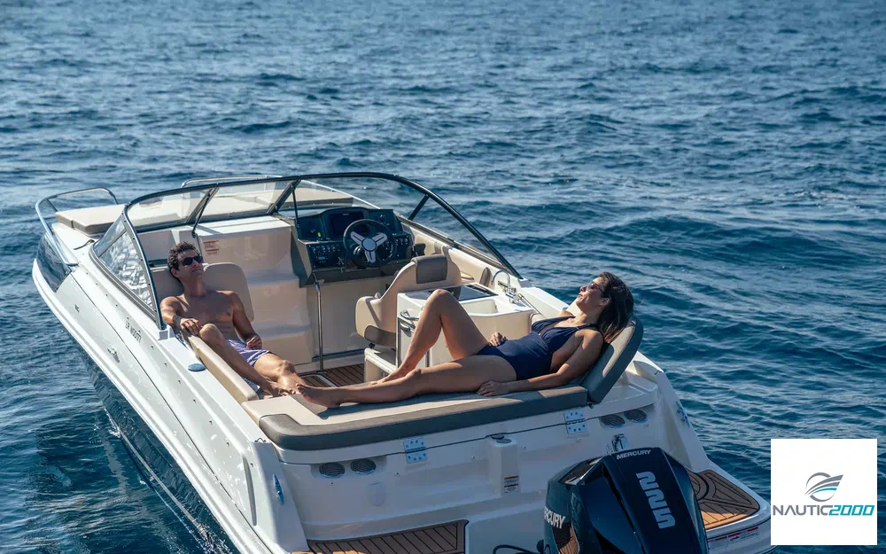 slider 4 Bayliner VR6 Cuddy