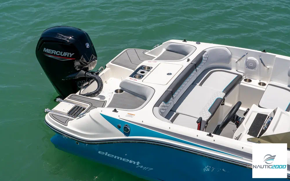 slider 7 Bayliner Element M17