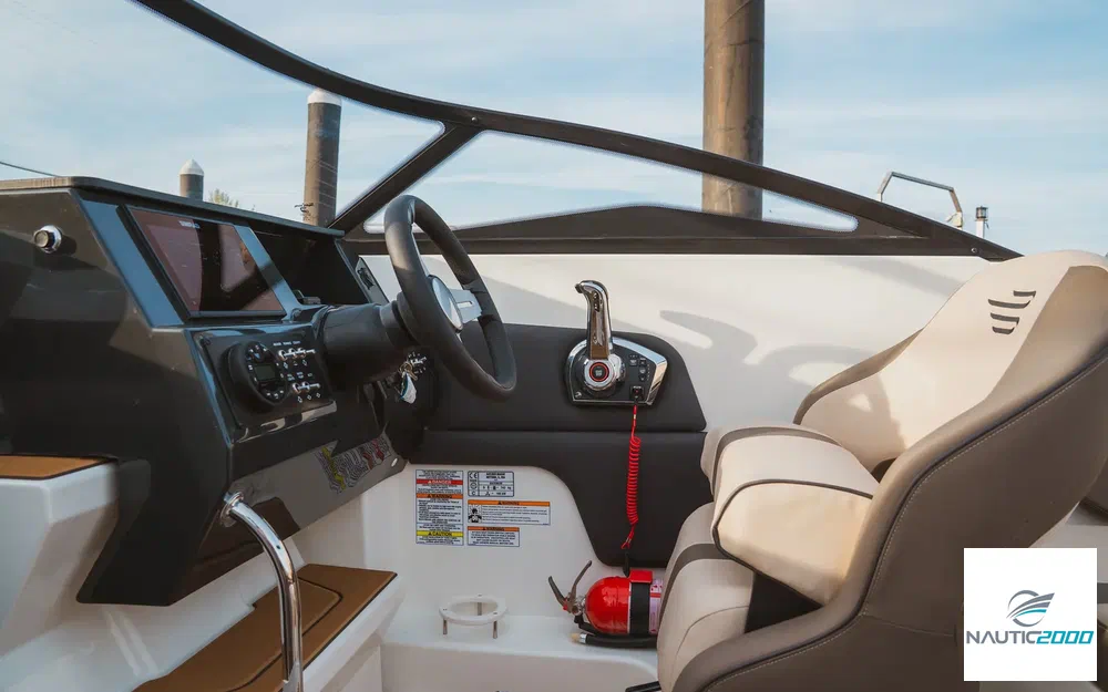 slider 10 Bayliner C21