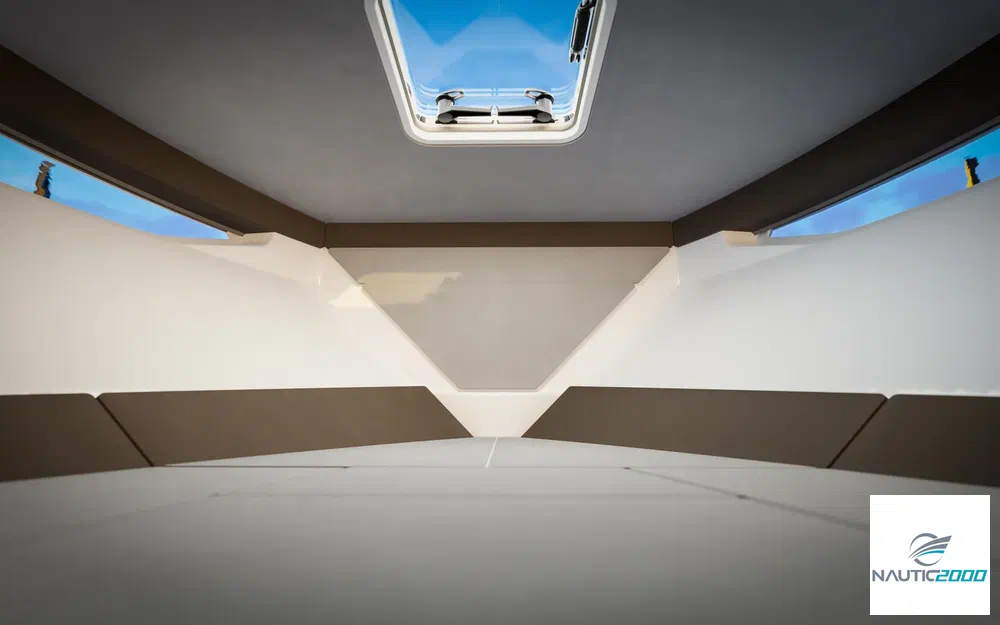 slider 9 Bayliner C21