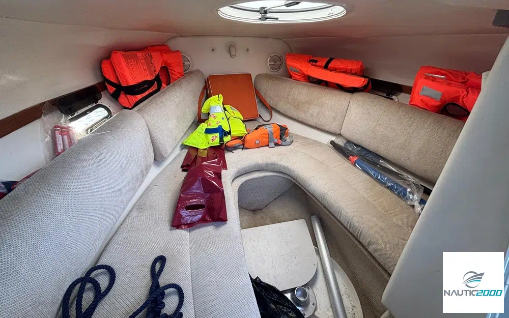 slider 5 Four Winns Sundowner 205