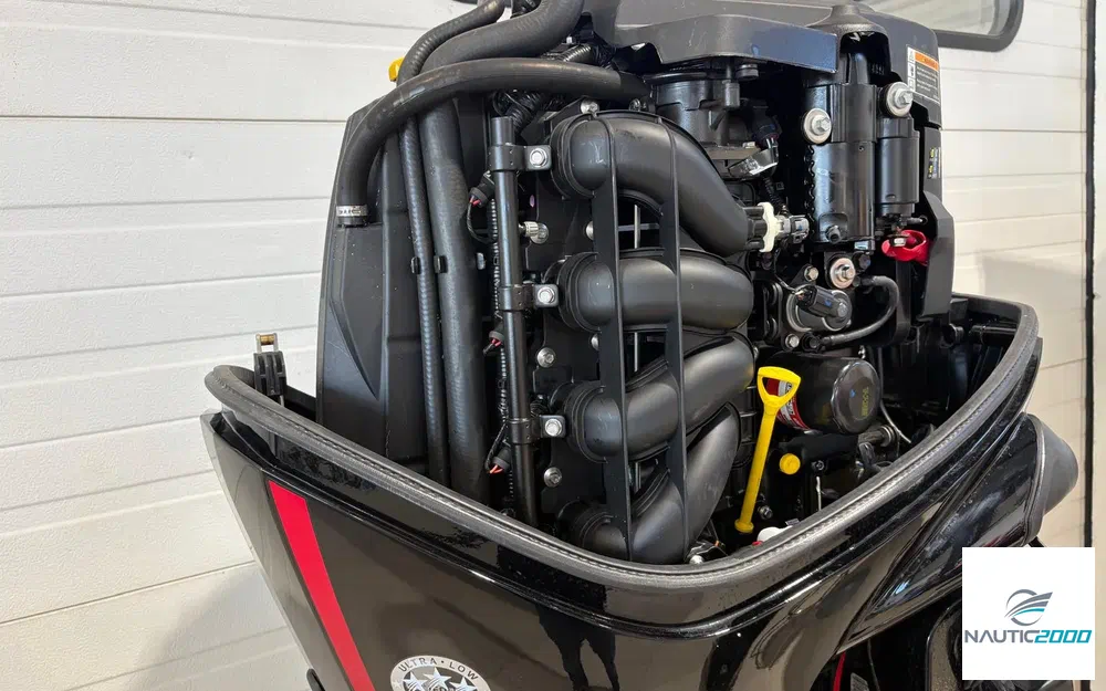 slider 2 MERCURY F115 PRO XS XL CT