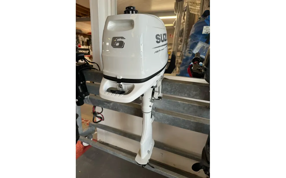 SUZUKI DF6A L BLANC