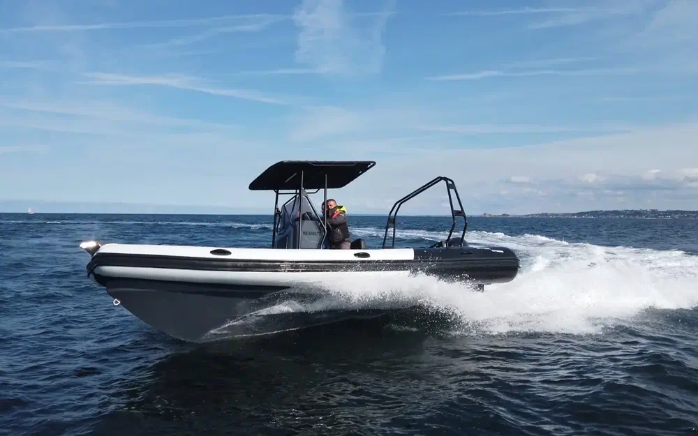 Evok 23 Fishing — Evok Marine