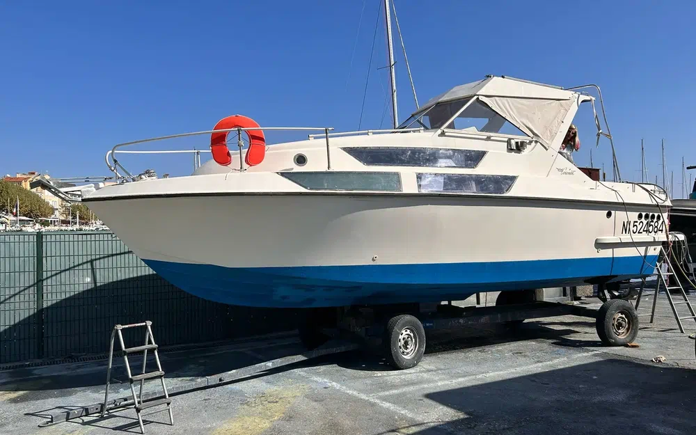 Vente & Location de Bateaux à Moteur – Martinique & Antilles