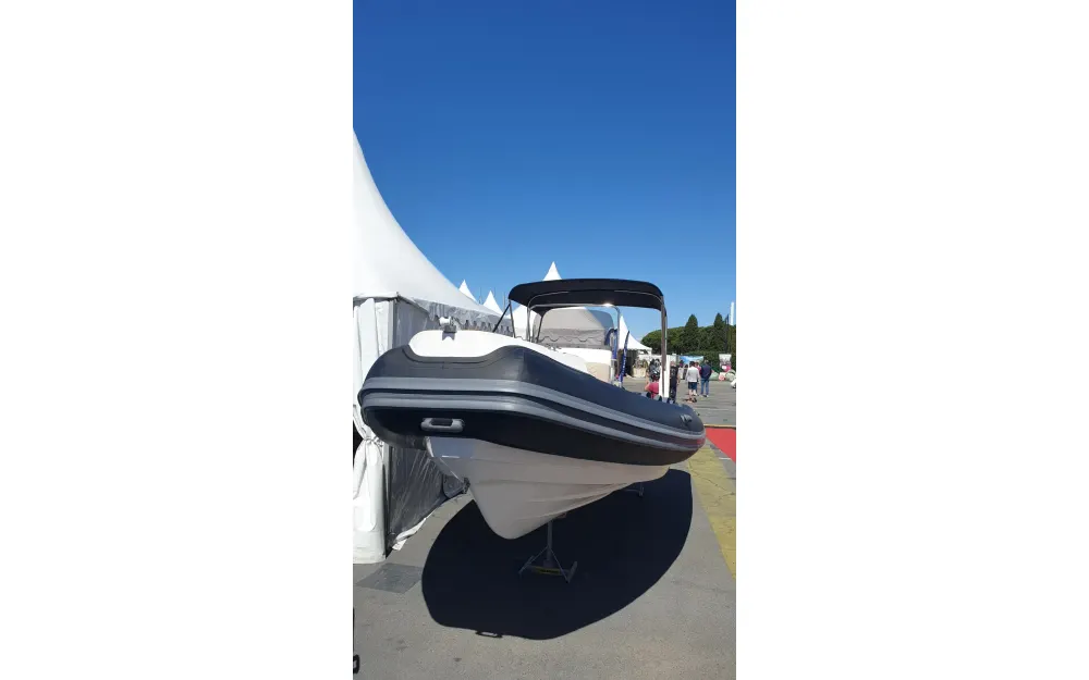 Four Seas F 680