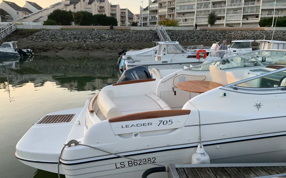 Jeanneau Leader 705