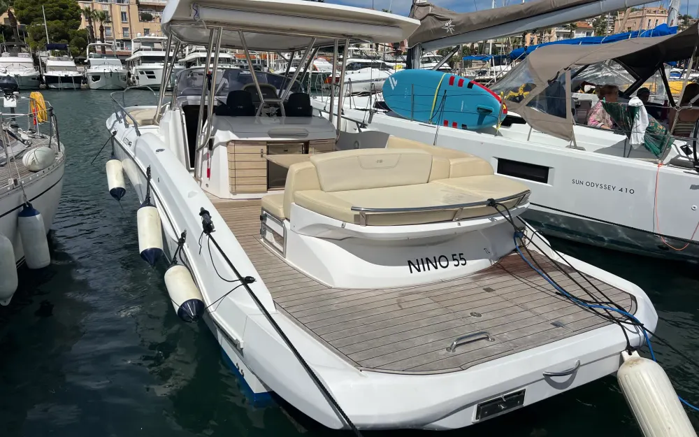 Sessa Marine Key Largo 34