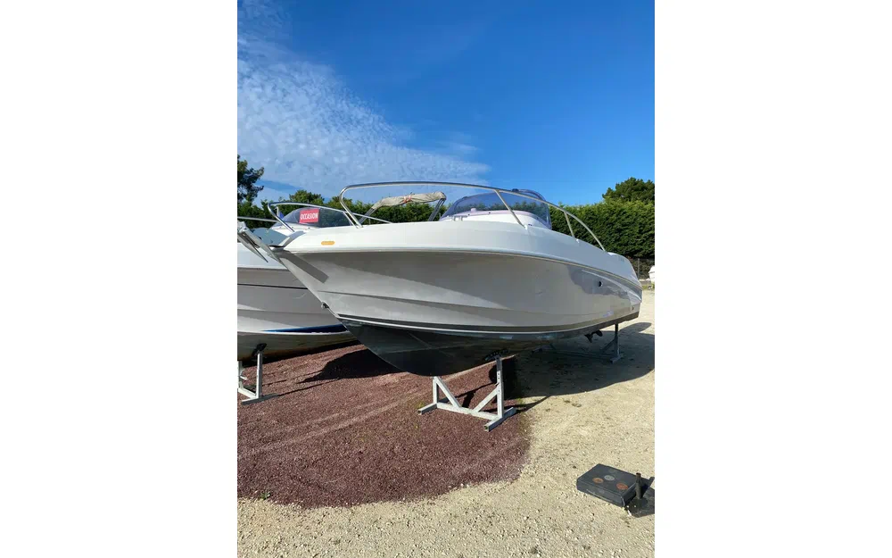 Beneteau Flyer 750 Sun Deck
