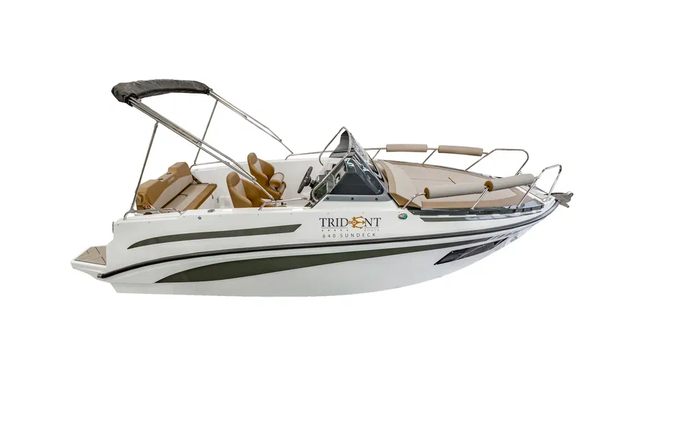 Trident Marine 640 SUNDECK