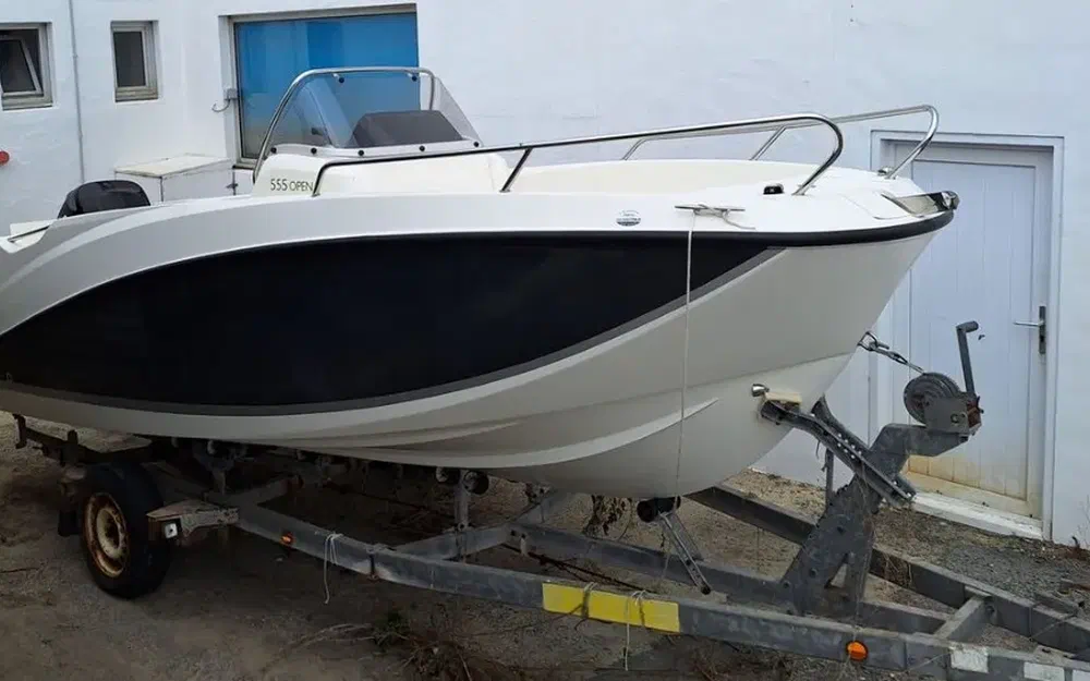 Quicksilver Activ 555 Open