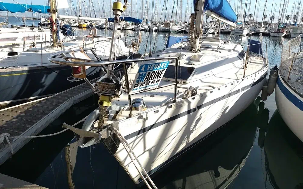 Beneteau First 35