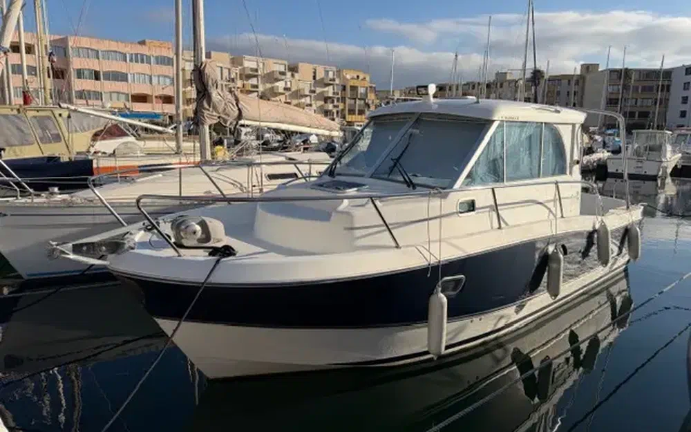Beneteau Antares 760