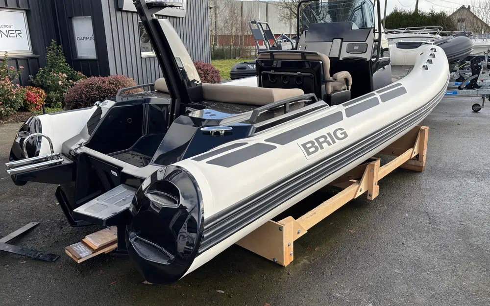 Brig EAGLE 6.7 hypalon