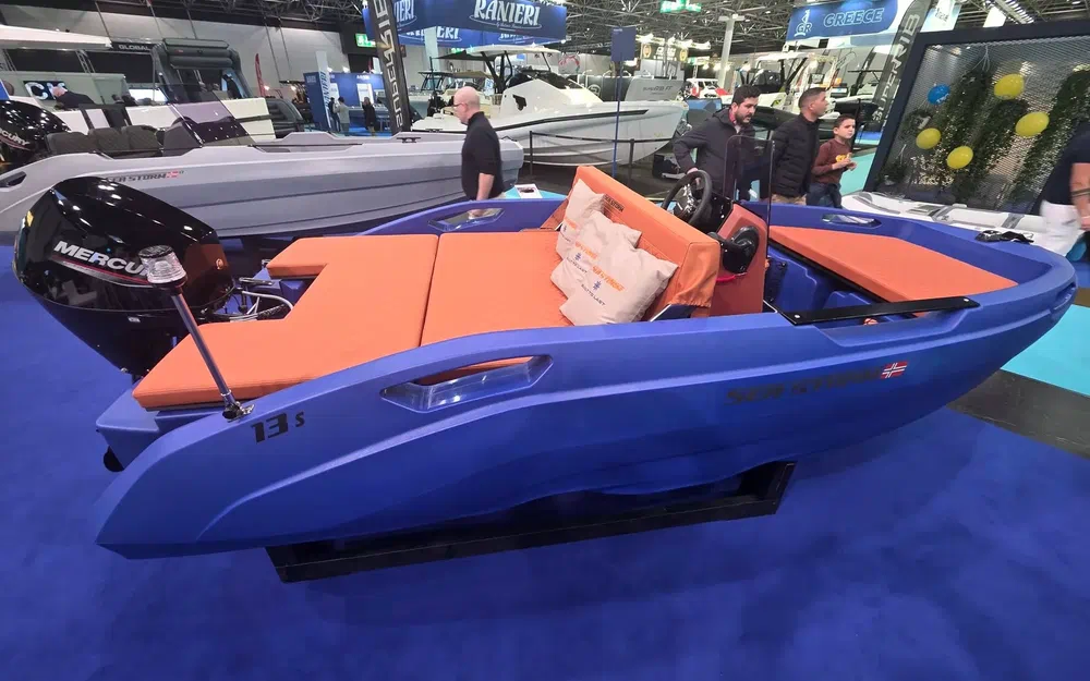 Seastorm 13S SUNDECK