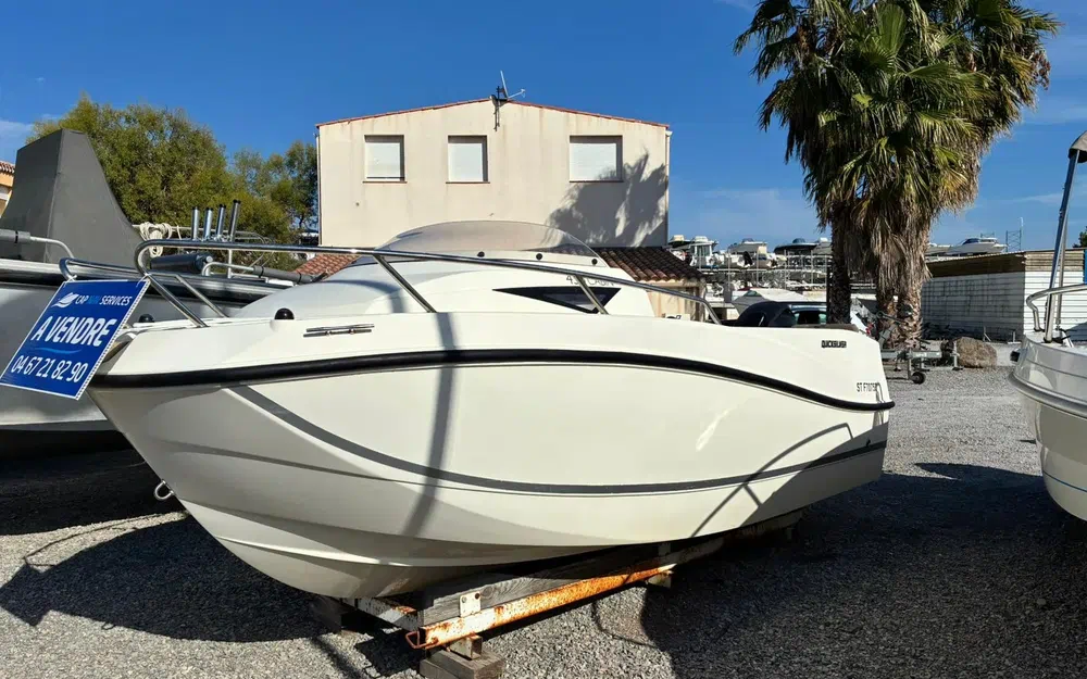 Quicksilver Activ 455 Cabin