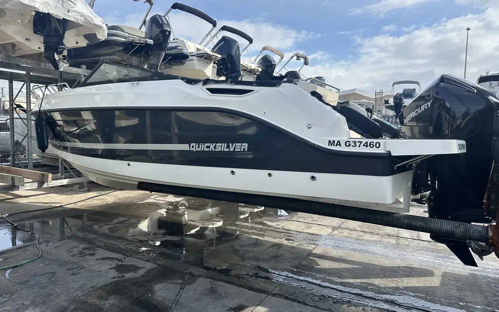 Quicksilver Activ 755 Cruiser
