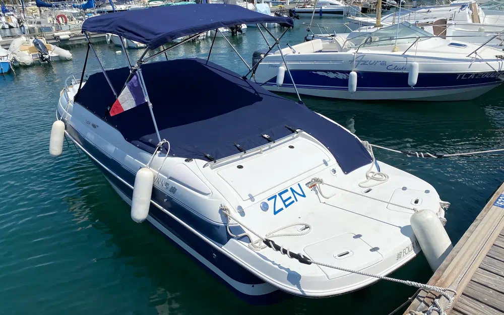 Four Winns Sundowner 205