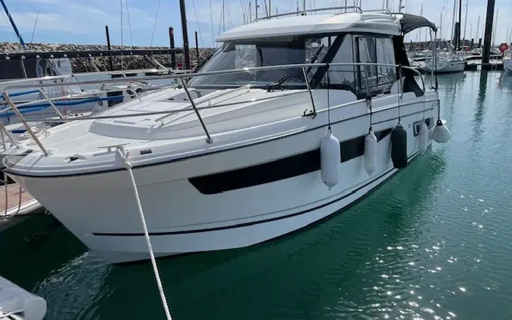 Jeanneau Merry Fisher 895