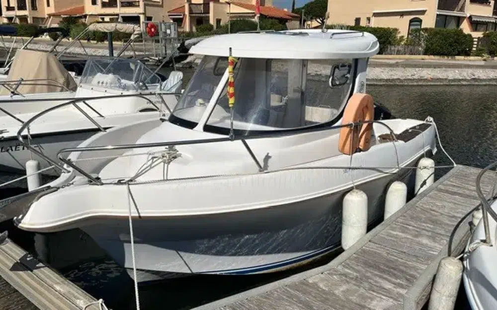 Quicksilver  580 Pilothouse