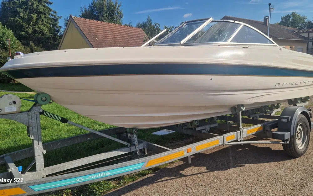 Bayliner  1750 Capri