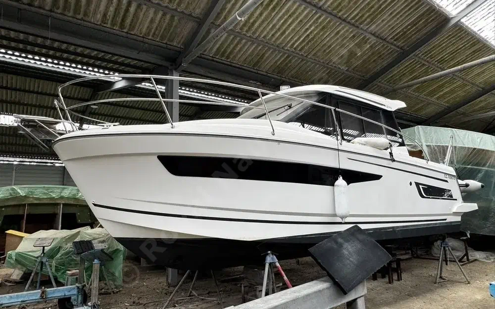 Jeanneau Merry Fisher 895