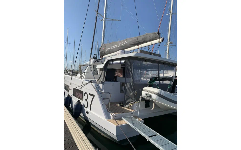 Indigo Yacht Aventura 37