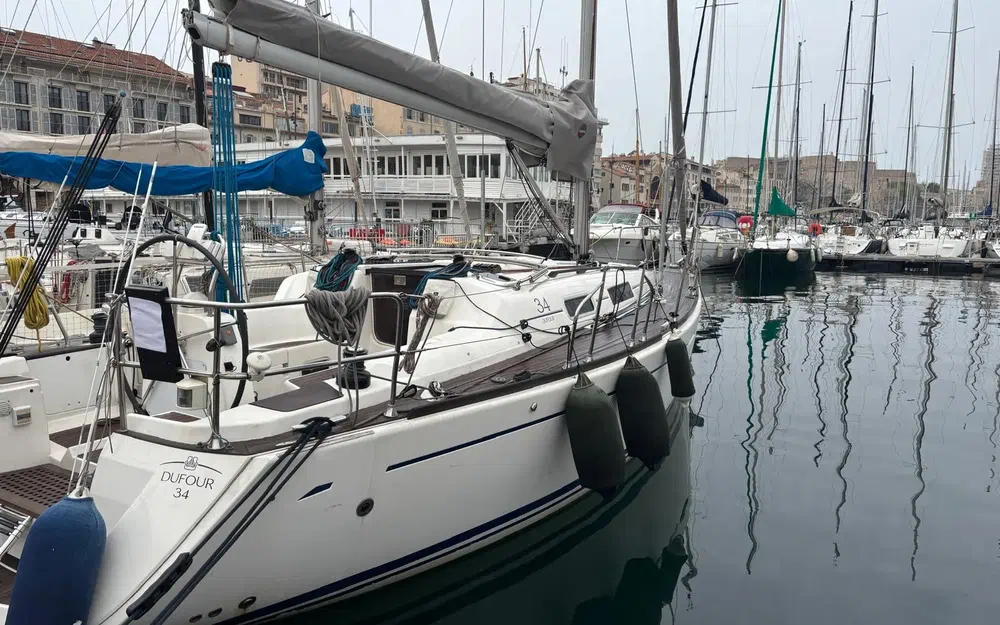 Dufour  34