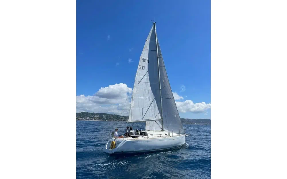 Beneteau First 31.7