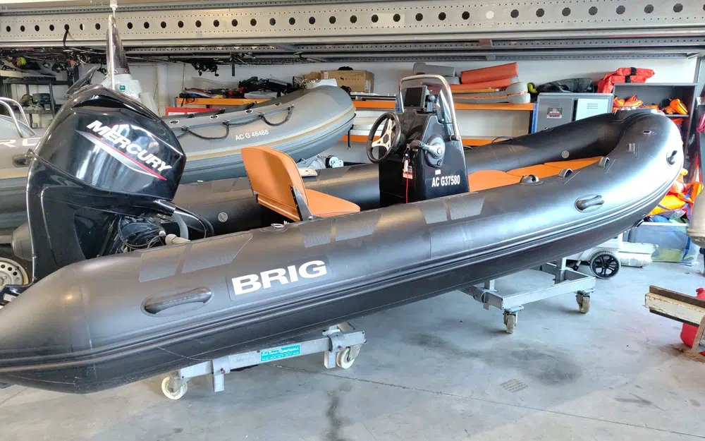 Brig Falcon 500