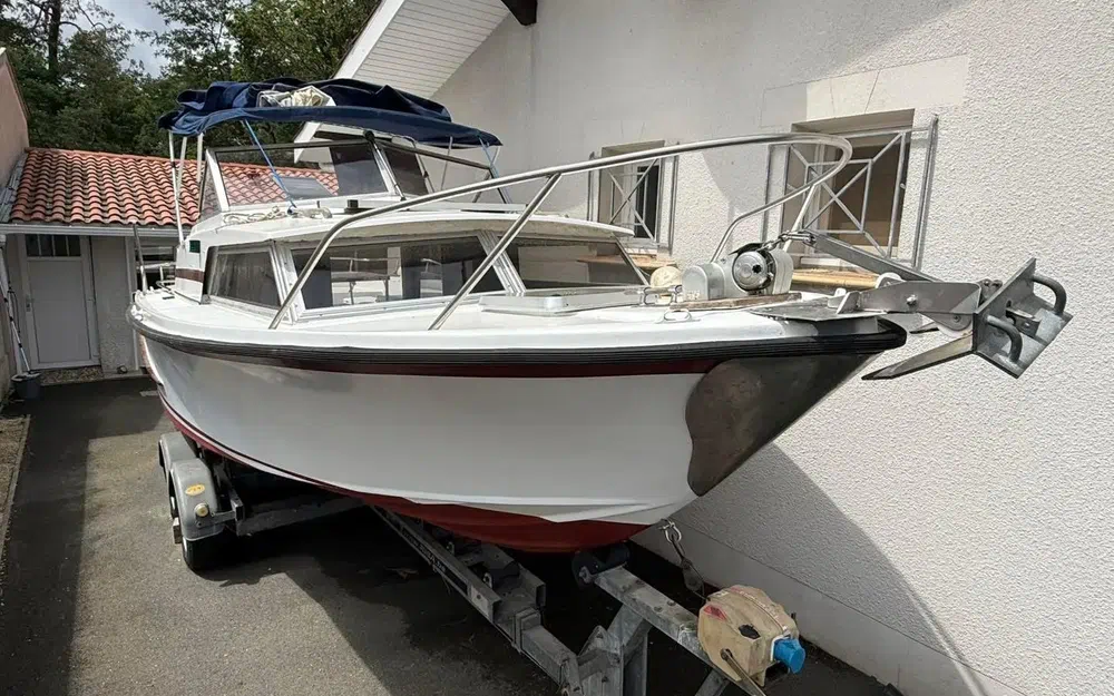 Yachting France Arcoa 680
