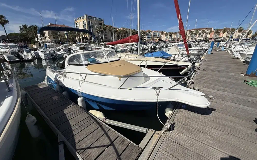 Quicksilver  630 Open