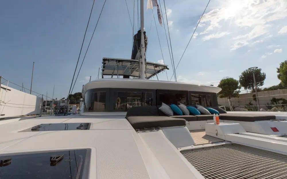 Lagoon  50